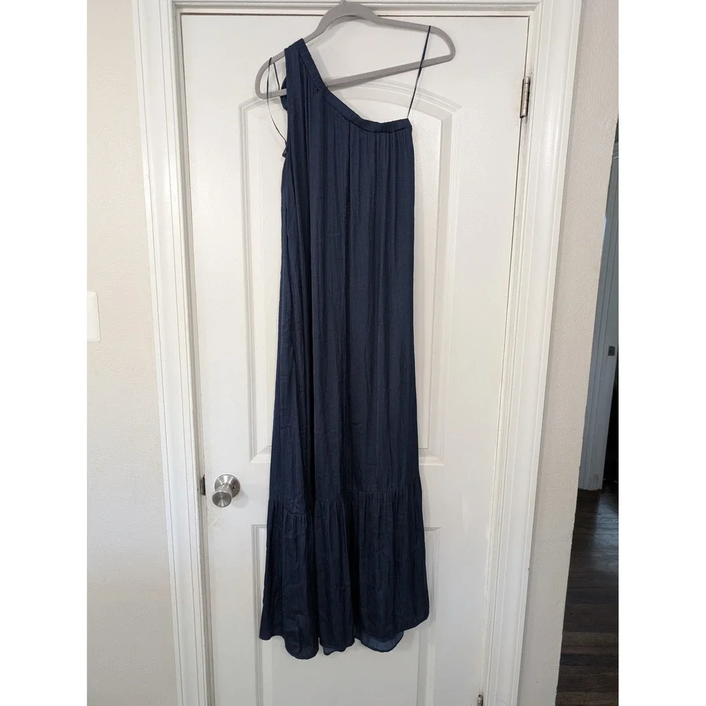 Evereve Hadley One Shoulder Maxi Dress women's small navy blue tiered satin - Picture 10 of 10